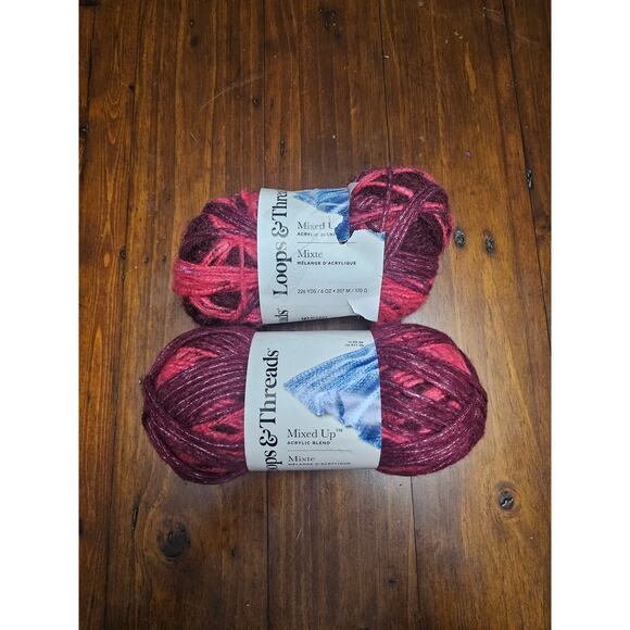 Loops and threads mixed up 2 skeins - Picture 1 of 5